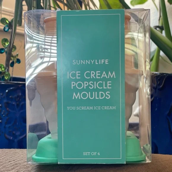 Ice Cream Popsicle Molds by SunnyLife Set of 4 - Picture 2 of 13